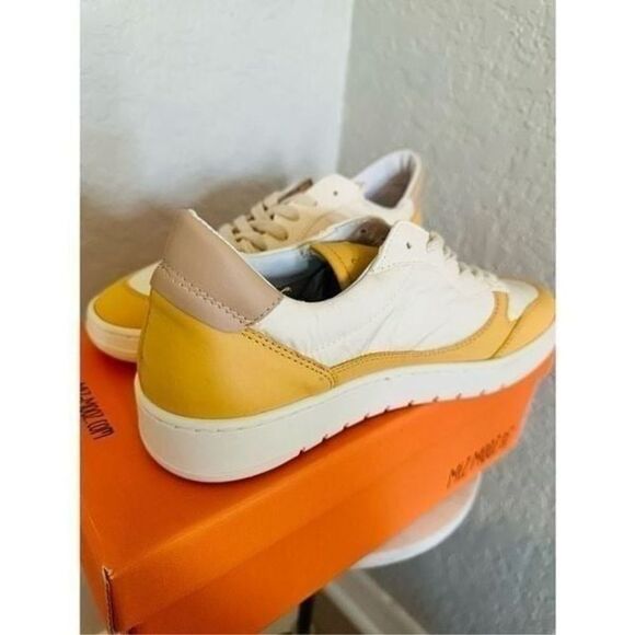 Miz Mooz Veronica Leather Sneaker Lightweight Yellow/White Size 10 Euro 41, NWT - Picture 3 of 11
